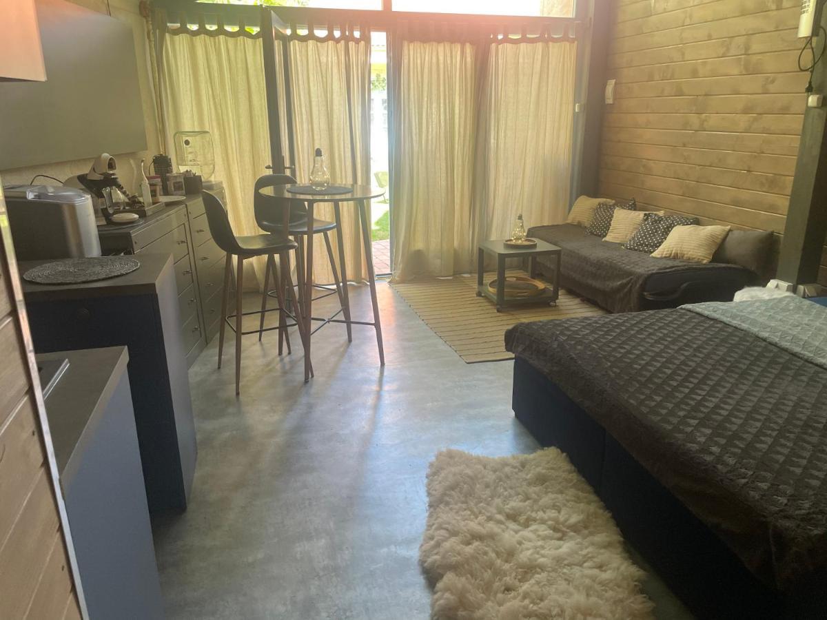 Monpe Apartmanik S Atmosferou Komárno Εξωτερικό φωτογραφία