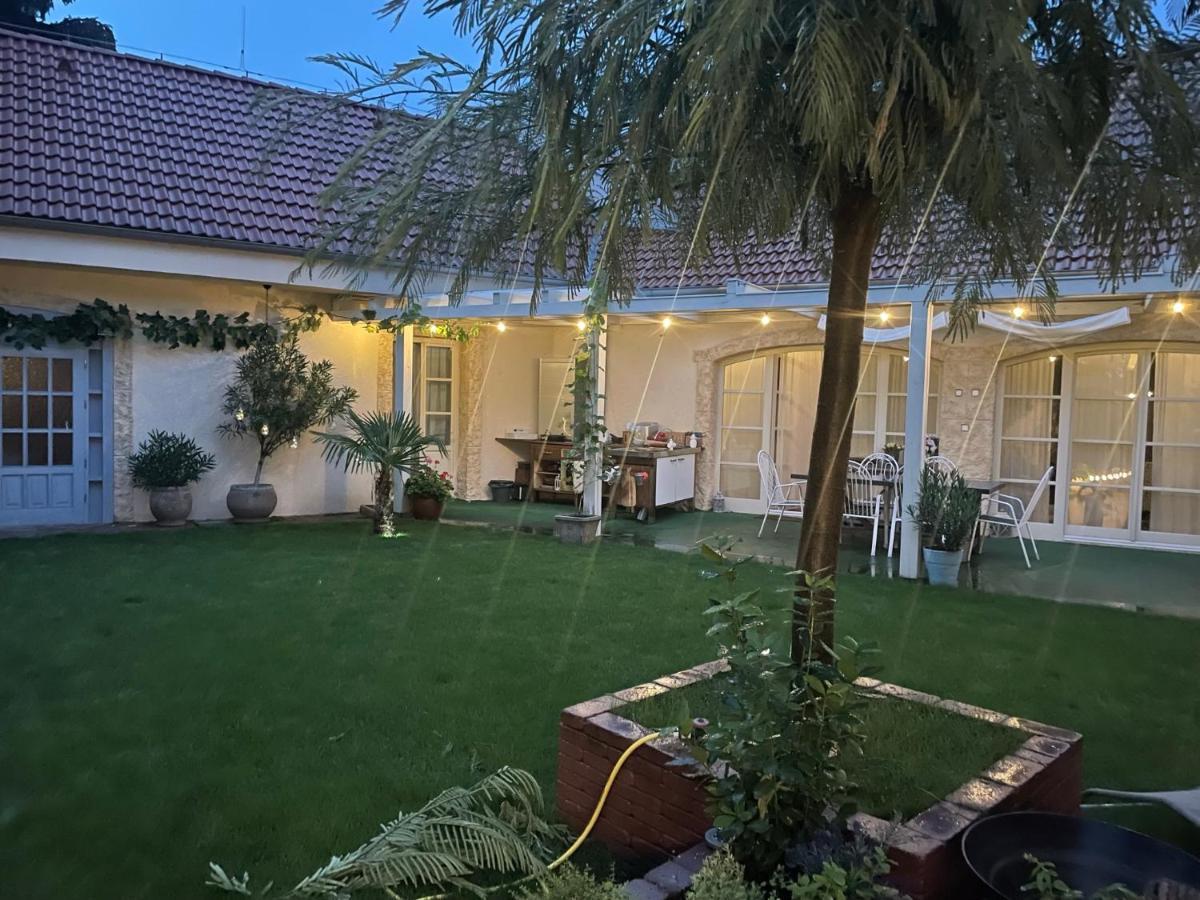 Monpe Apartmanik S Atmosferou Komárno Εξωτερικό φωτογραφία